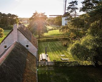 Beddermolen - Molenhuis op historisch erfgoeddomein - Westerlo - Buiten zicht