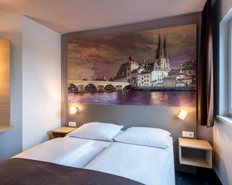بي آند بي هوتول ريجينسبرج سيتي - رغينسبورغ - غرفة نوم