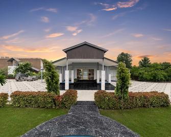 Echor The Corbett Nishk Resort Jim Corbett - 람나가르 - 건물