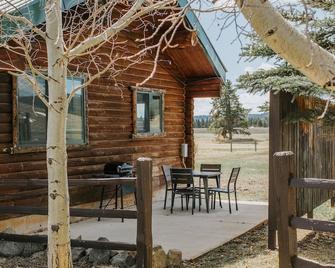 Bar N Ranch - West Yellowstone - Innenhof