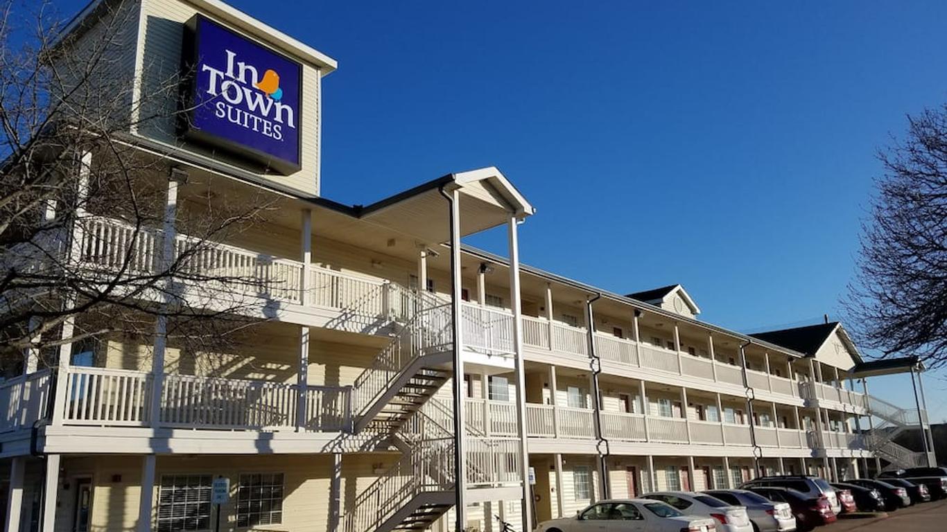 Intown Suites Extended Stay Lewisville Tx - East Corporate Drive