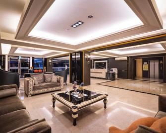 Felicity Business Hotel - Taichung City - Lobby