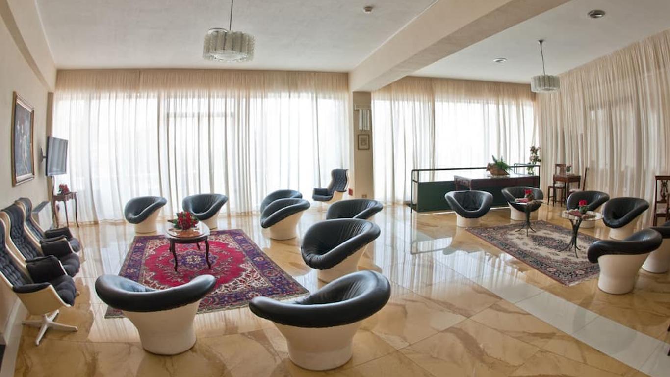 هوتل فيلاجيو كلوب ألتاليا