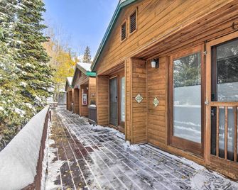 The Cottages: Skiers Escape Half-Mi to Eagle Point - Beaver - Außenansicht