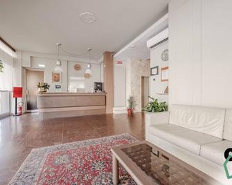 Hotiday Room Collection - Celle Ligure - Celle Ligure - Recepce