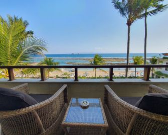 Hotel Genggong - Manggis - Balkong