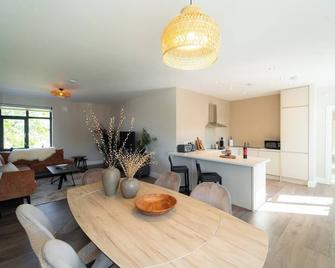 Riverside Dingle - Luxury Apt 2 - Dingle - Jadalnia