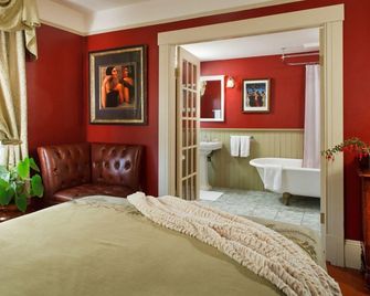 Abbeymoore Manor Bed & Breakfast Inn - Victoria