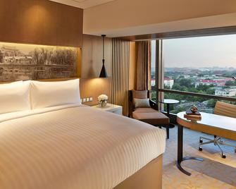 رينيسانس بكين وانجفوجينج هوتل - بكين - غرفة نوم