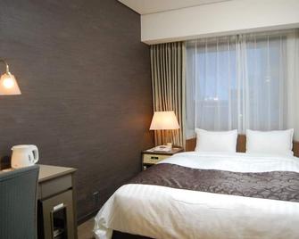 Hotel Sunroute Aomori - Aomori - Bedroom