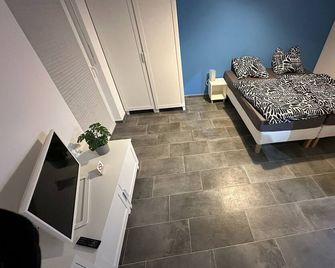 110qm Neu und Modern Eingerichtet / Nähe Berlin-potsdam - Ludwigsfelde - Habitación