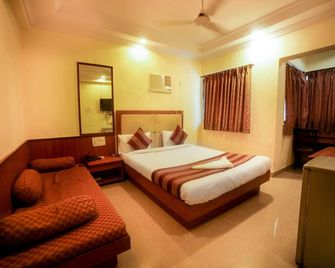 Hotel Lucky Bandra - Mumbai - Soveværelse