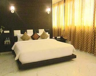 Hotel Ashoka International - Girīdīh - Bedroom