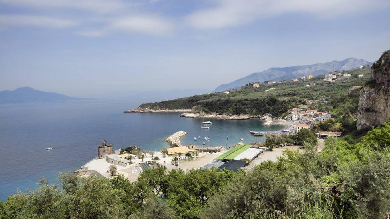 Hotel Baia Di Puolo
