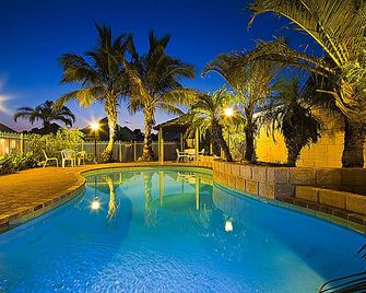 Osprey Holiday Village - Exmouth - Bazén