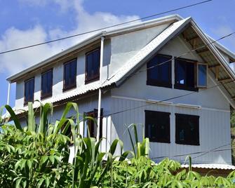Agape Log Cabin - Sagada - Building