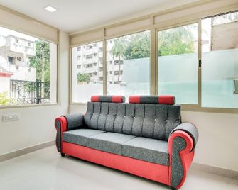 Stay Inn Luxury Service Apartments - Kakinada - Lobby