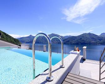 Casa Laura Apt 3 - Menaggio - Piscina