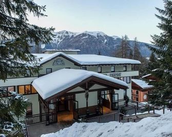 Hotel Derby - Folgarida - Building