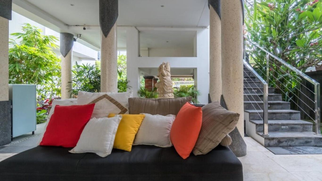 Echo Beach Designer Apartment