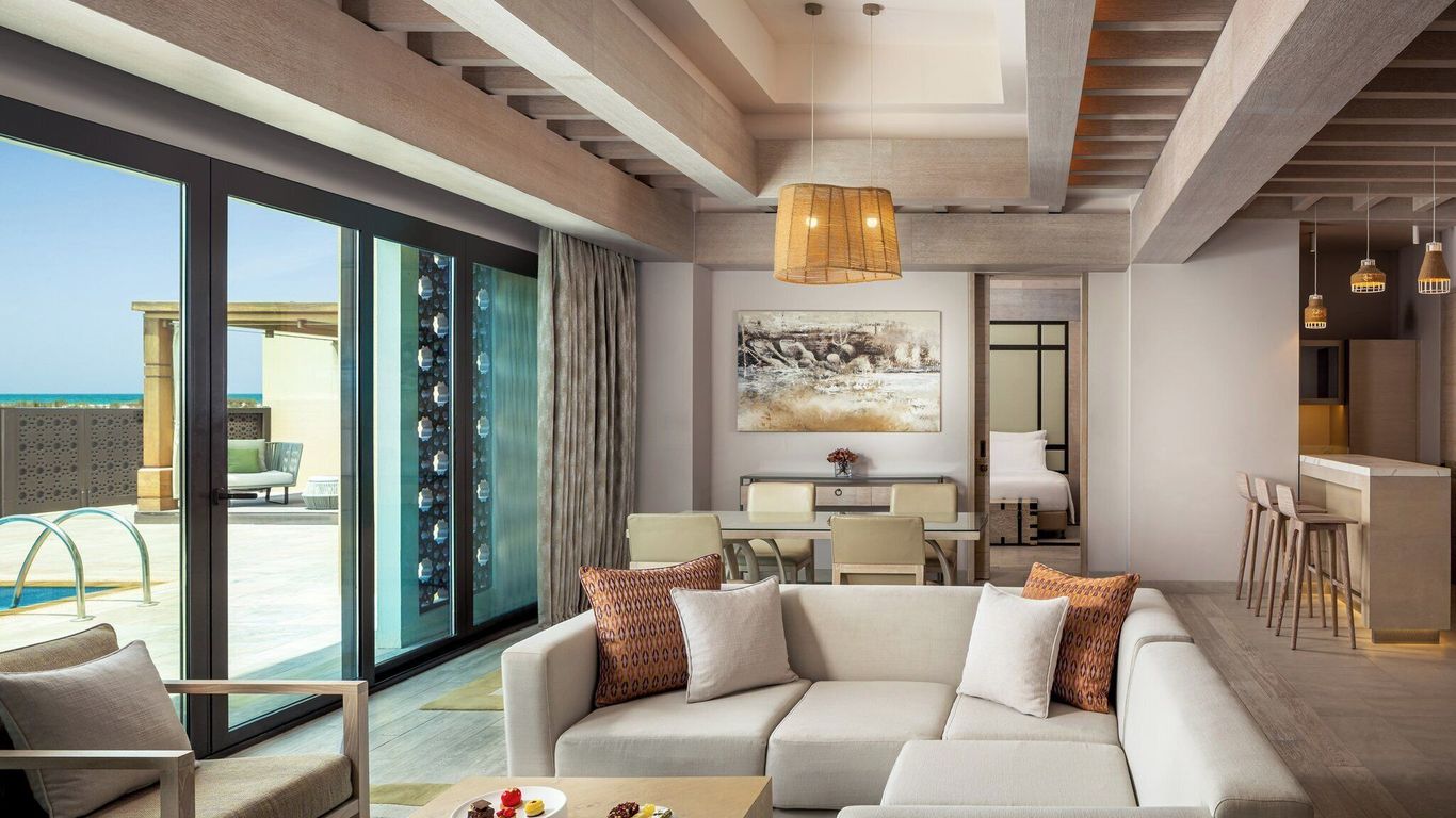 Saadiyat Rotana Resort & Villas