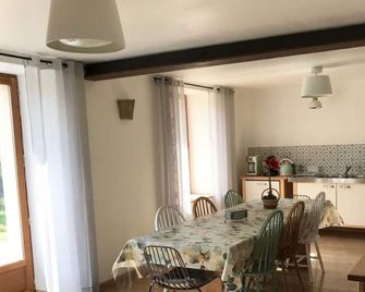 Gîte rénové avec jardin, proche loisirs et commerces, à une heure de Nancy et Metz - FR-1-584-168 - Lunéville - Comedor