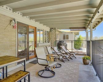 Near Catalina Hiking Trails: Mtn-view Home w/ Pool - Oro Valley - Balcone
