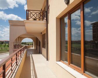 Lighthouse Golf Resort Private Properties - Balchik - Balcon