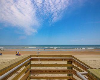 Beach House Inn - Daytona Beach - Beach