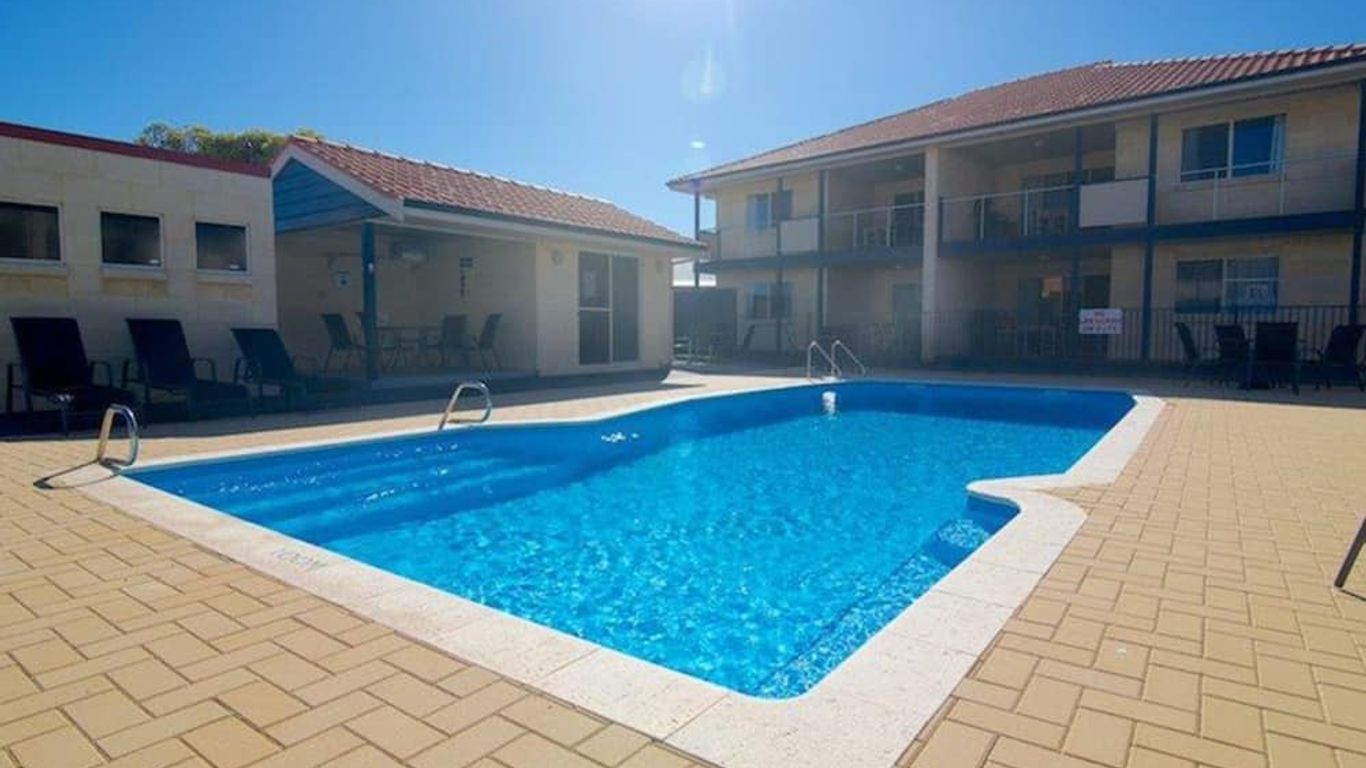 Pinnacles Edge Resort