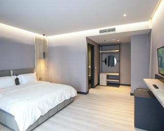 Hotel Olive - Valona - Camera da letto
