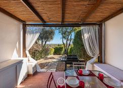 Casa Isabella - Your Oasis with a View - Santa Margherita di Pula - Innenhof