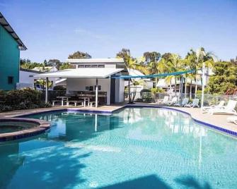 1 Bedroom Ground Level Unit in Noosaville Resort - Noosaville - Pool