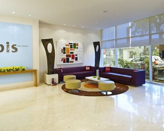 ibis Navi Mumbai - Navi Mumbai - Lobby