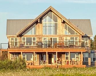 Great summer house walking distance to the beach - St. Peters Bay - Edificio