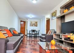 Eral Apartments Santa Catalina - Lima - Wohnzimmer
