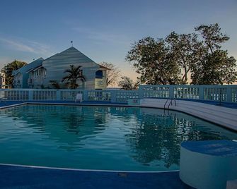 Sunrise At Point Village - Negril - Pool