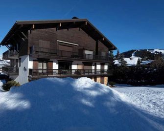 Modern 2 bedroom apartment, close to ski lifts - Megève - Rakennus