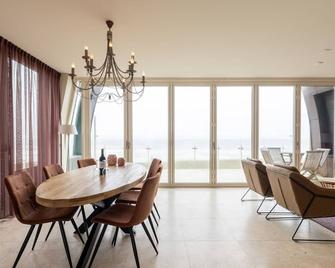 Apartment De Zeeparel by Interhome - Egmond aan Zee - Dining room
