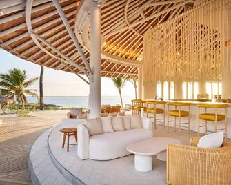 Lux Belle Mare - Belle Mare - Patio