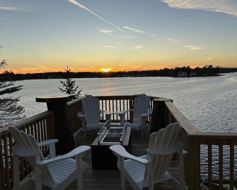 Country lake get away from sunrise to sunset - Plainwell - Balcony