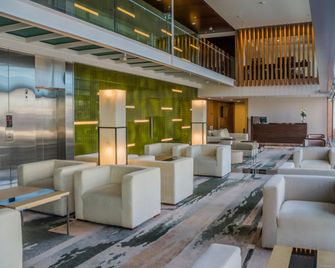 Hilton Garden Inn Montevideo - Montevideo - Lounge