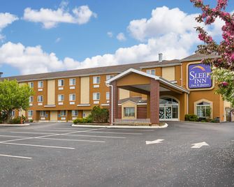 Sleep Inn & Suites Niantic North - Niantic - Edificio
