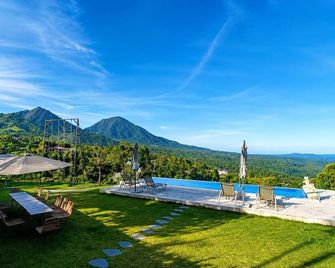Camaradvipa Retreat Munduk - Banjar