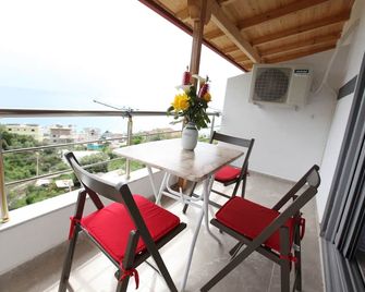 Hotel Erviliano - Borsh - Balcony