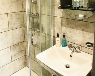The George Inn Middle Wallop - Stockbridge - Bathroom