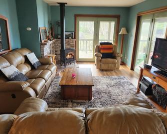 Relaxing Privacy Overlooking the Stunning Mendocino Coast - Albion - Sala de estar