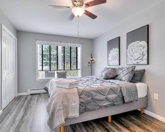 City Haven: 2bd | Parking & Movie Theater Access - Bangor - Habitació