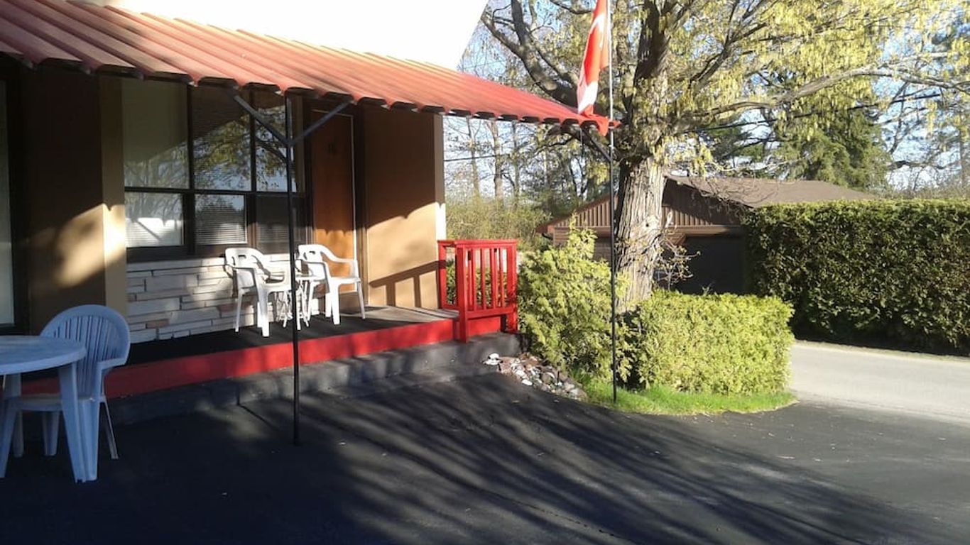 Capricorn Motel Royale 1000 Islands