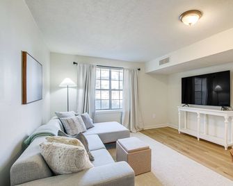 Oxford Getaway Walk to Oxford Square! - Oxford - Sala de estar